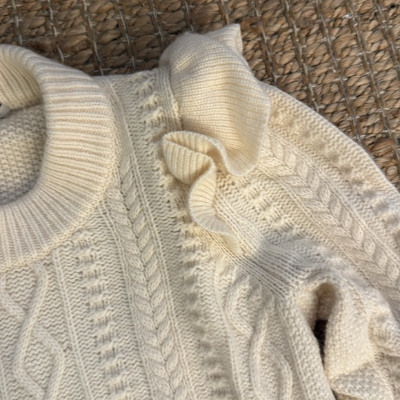 Madewell Hollydene Cream Cableknit Sweater with Shoulder Ruffles Small - Picture 3 of 6